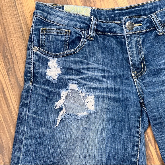 Machine Distressed Low Rise Denim Jean Shorts – Size 30 – Frayed Ripped Style - Picture 3 of 11